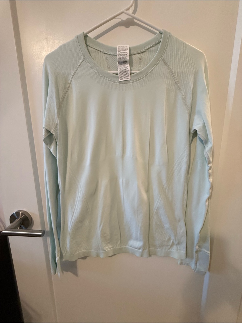 Athleta Light Mint Crewneck Long Sleeve Tee
